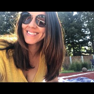 Meet your Posher, Mariela